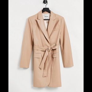 Nique Women's Long Sleeve Tan Dress